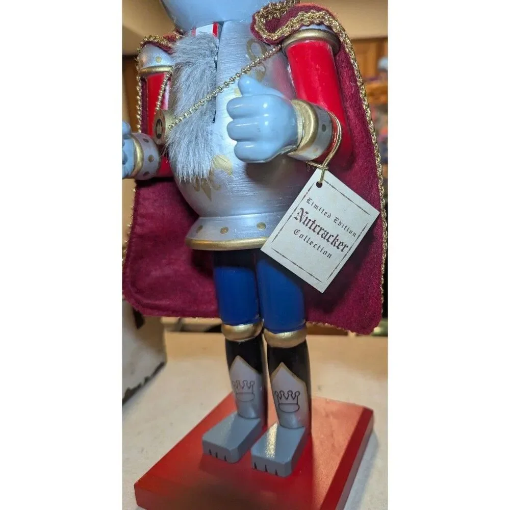 Wooden Rat Mouse King Nutcracker 14 In Tall 2006 Christmas Decor Limited Edition